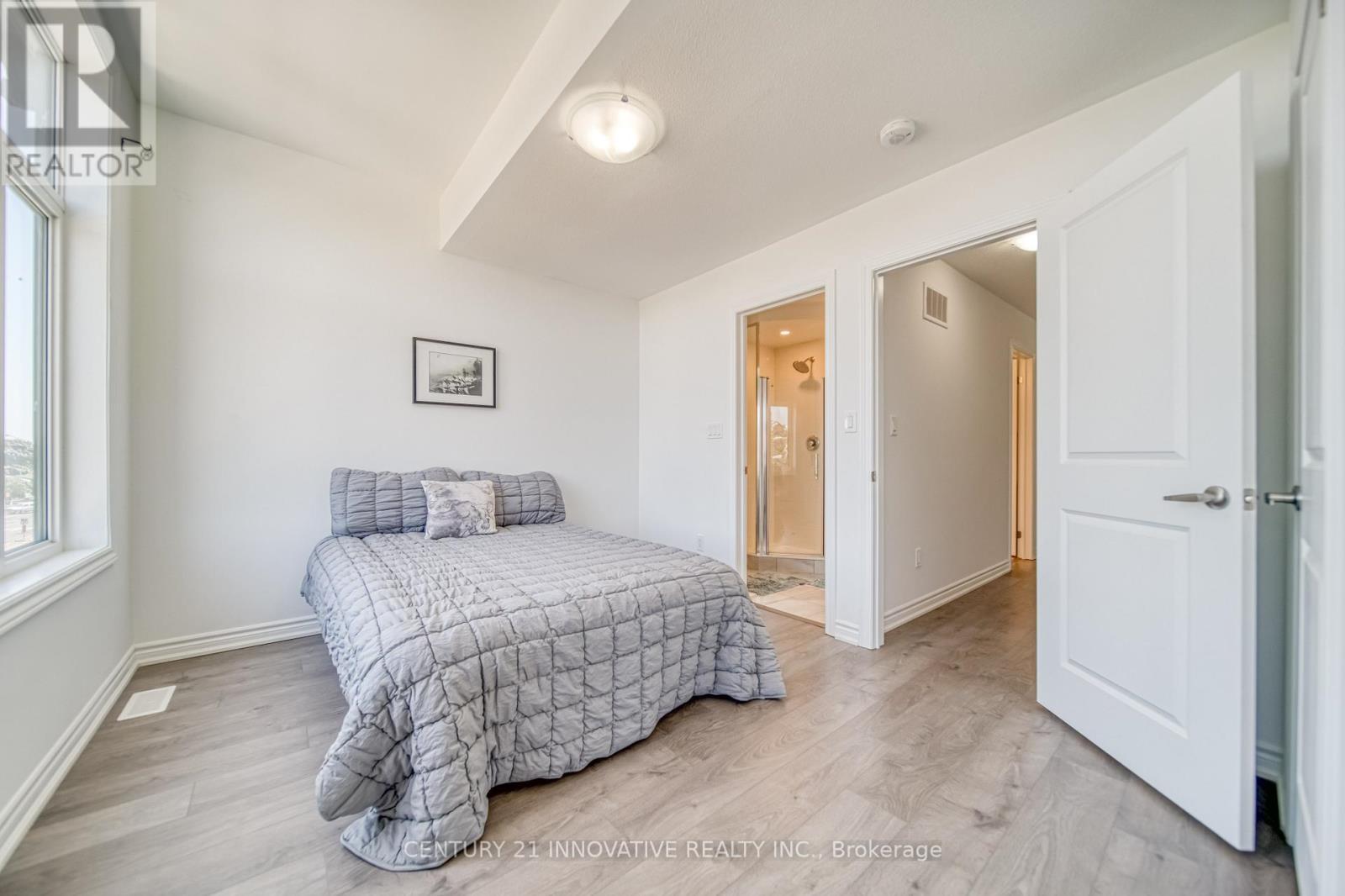 388 Okanagan Path, Oshawa, ON - Indoor Photo Showing Bedroom