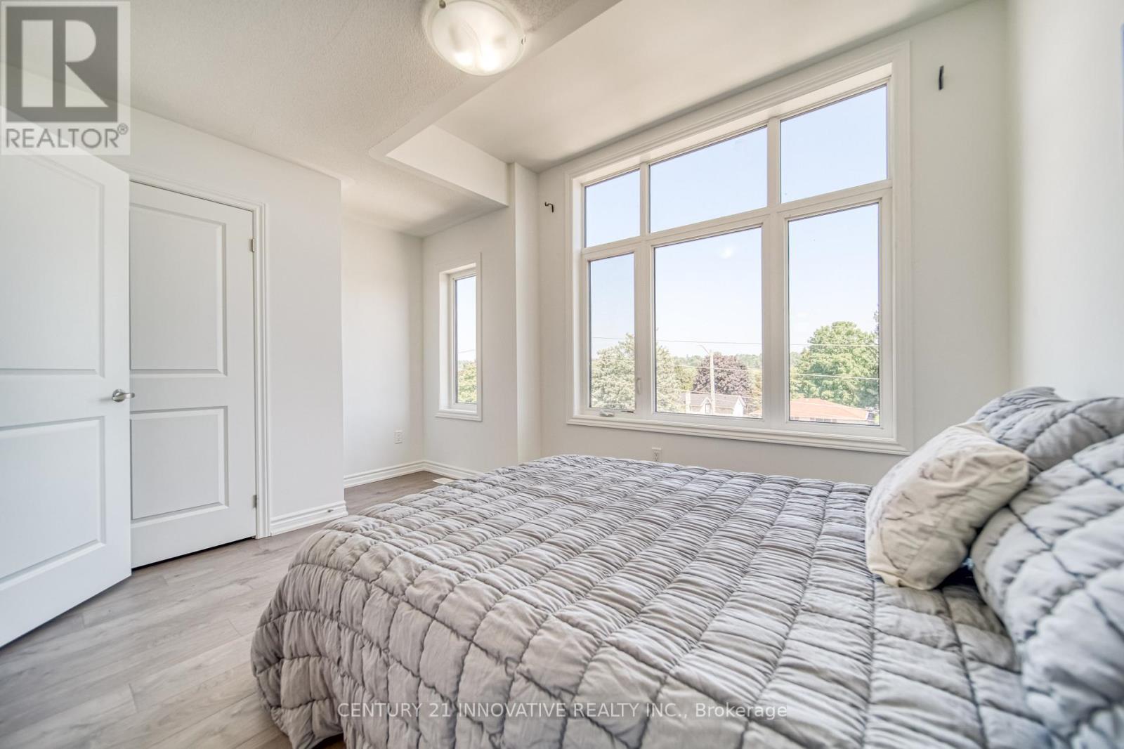 388 Okanagan Path, Oshawa, ON - Indoor Photo Showing Bedroom