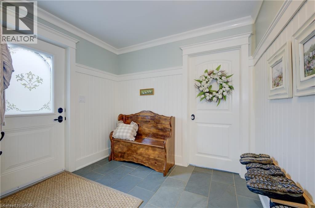 234 Concession 14 Road E, Flamborough, ON - Indoor Photo Showing Other Room