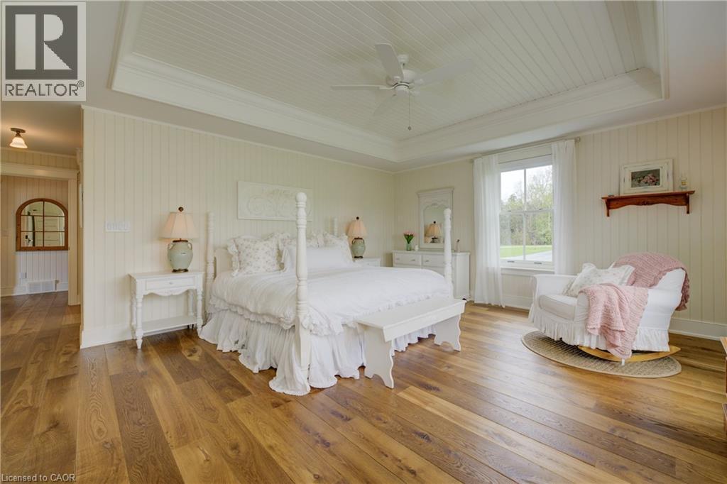 234 Concession 14 Road E, Flamborough, ON - Indoor Photo Showing Bedroom