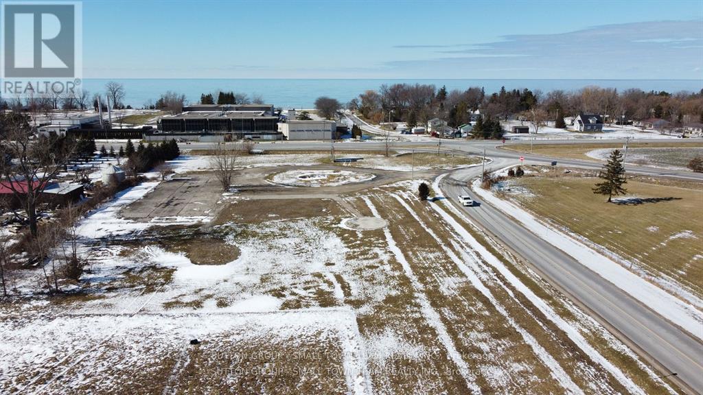 34055 Gore Road, Lambton Shores (Grand Bend), ON