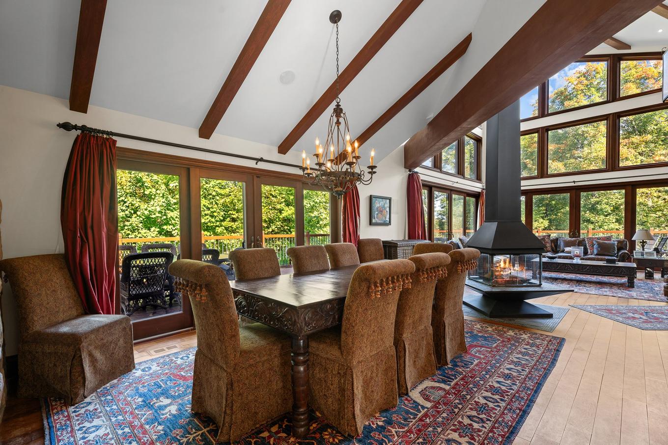 Dining room - 35 Ch. Du Chevreuil, Lac-Supérieur, QC - Indoor Photo Showing Dining Room