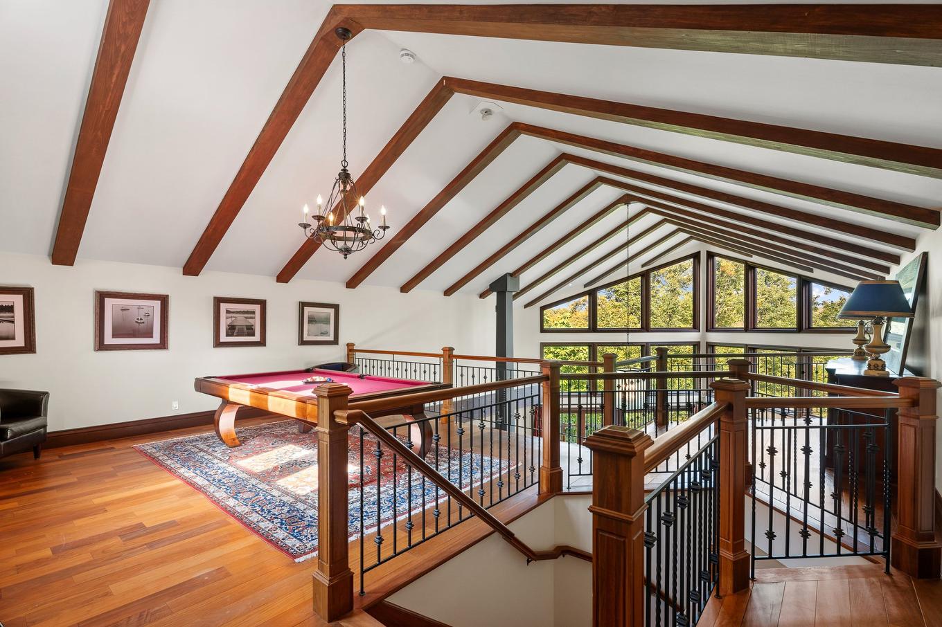 Mezzanine - 35 Ch. Du Chevreuil, Lac-Supérieur, QC - Indoor Photo Showing Other Room