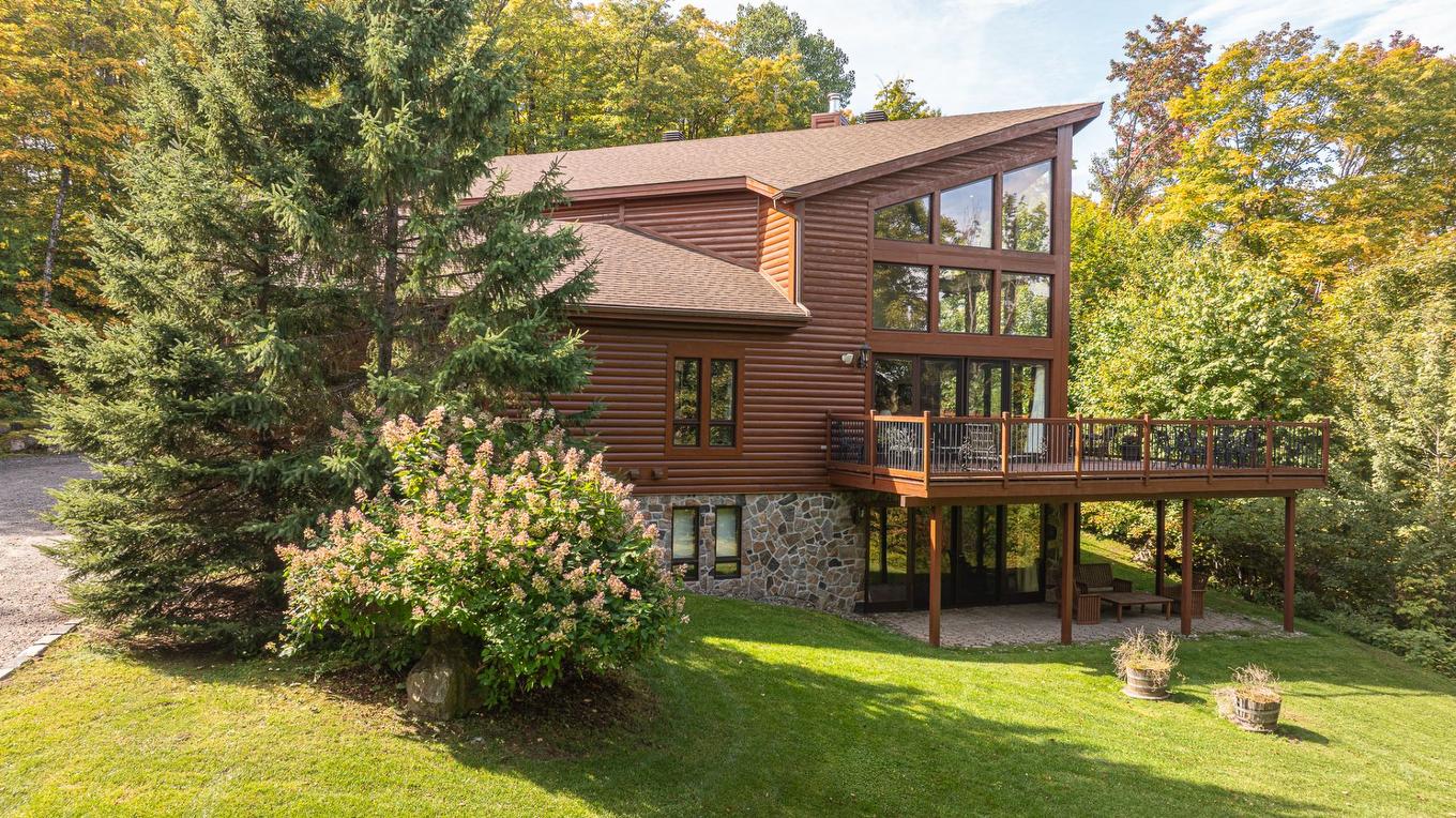 Back facade - 35 Ch. Du Chevreuil, Lac-Supérieur, QC - Outdoor