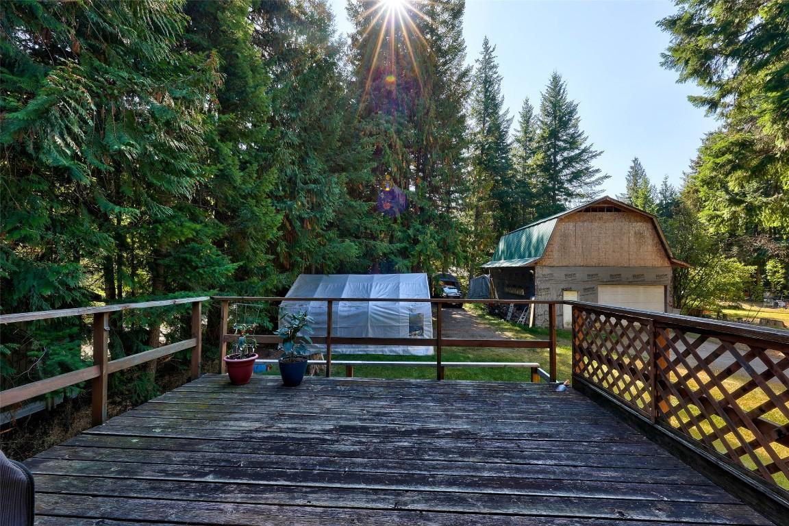 4072 Butters Road, Scotch Creek, BC - Outdoor With Deck Patio Veranda