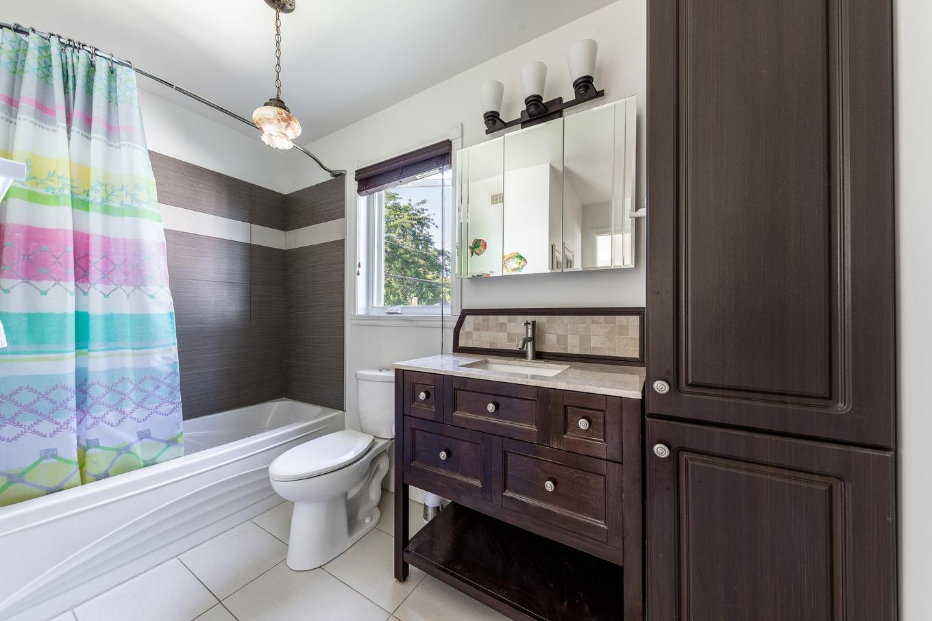 Bathroom - 1506 1Re Rue, Saint-Blaise-Sur-Richelieu, QC - Indoor Photo Showing Bathroom