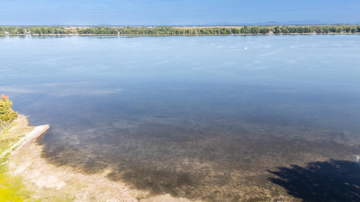 Waterfront - 1506 1Re Rue, Saint-Blaise-Sur-Richelieu, QC - Outdoor With Body Of Water With View