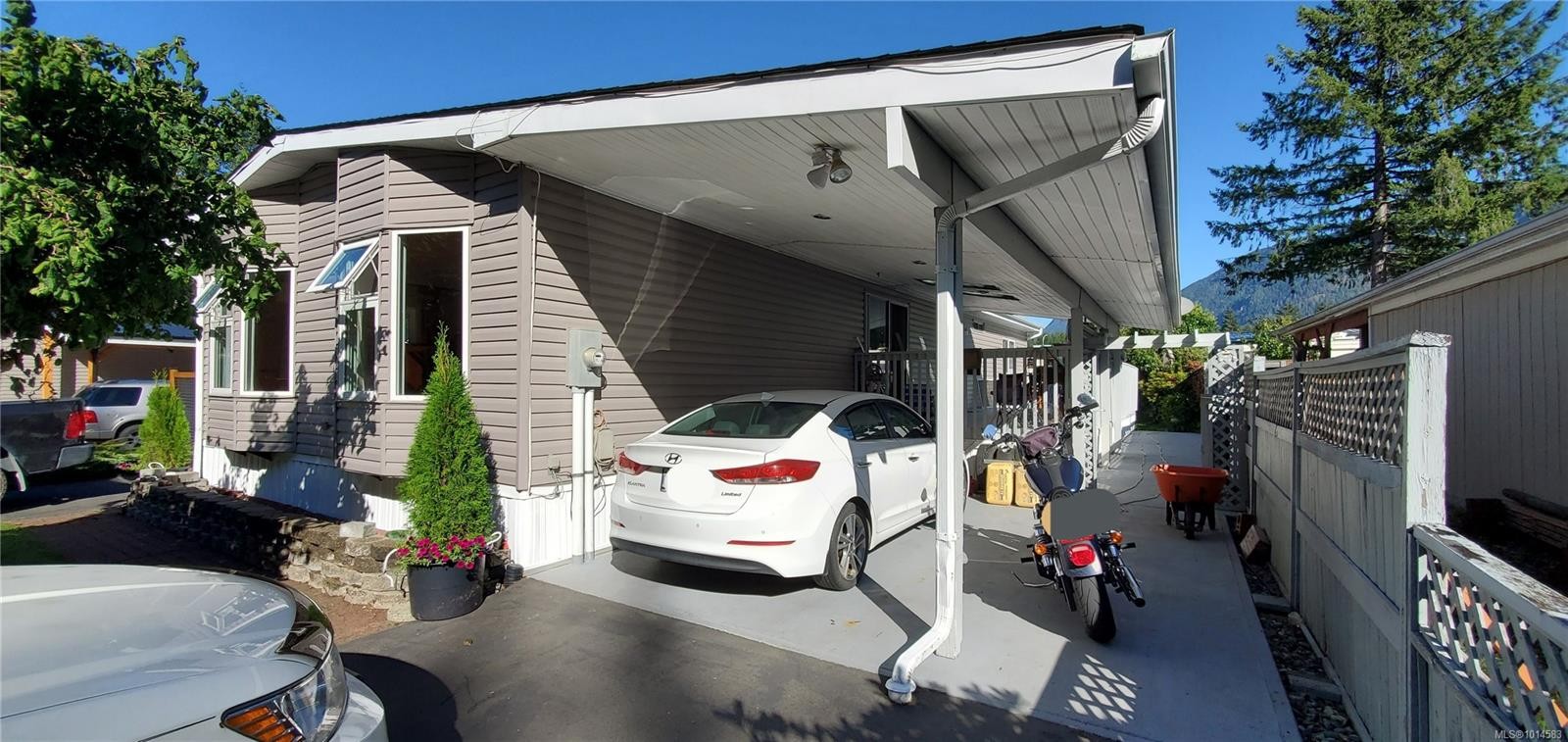 608 White Ridge Dr, Gold River, BC