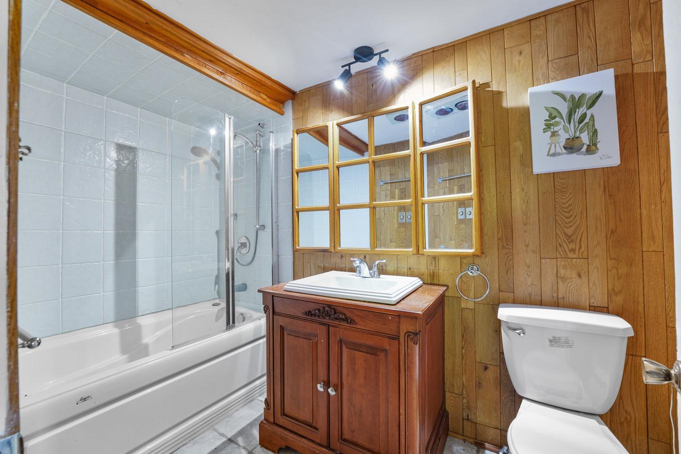 Bathroom - 445Z Ch. De La Ferme, Val-Morin, QC - Indoor Photo Showing Bathroom