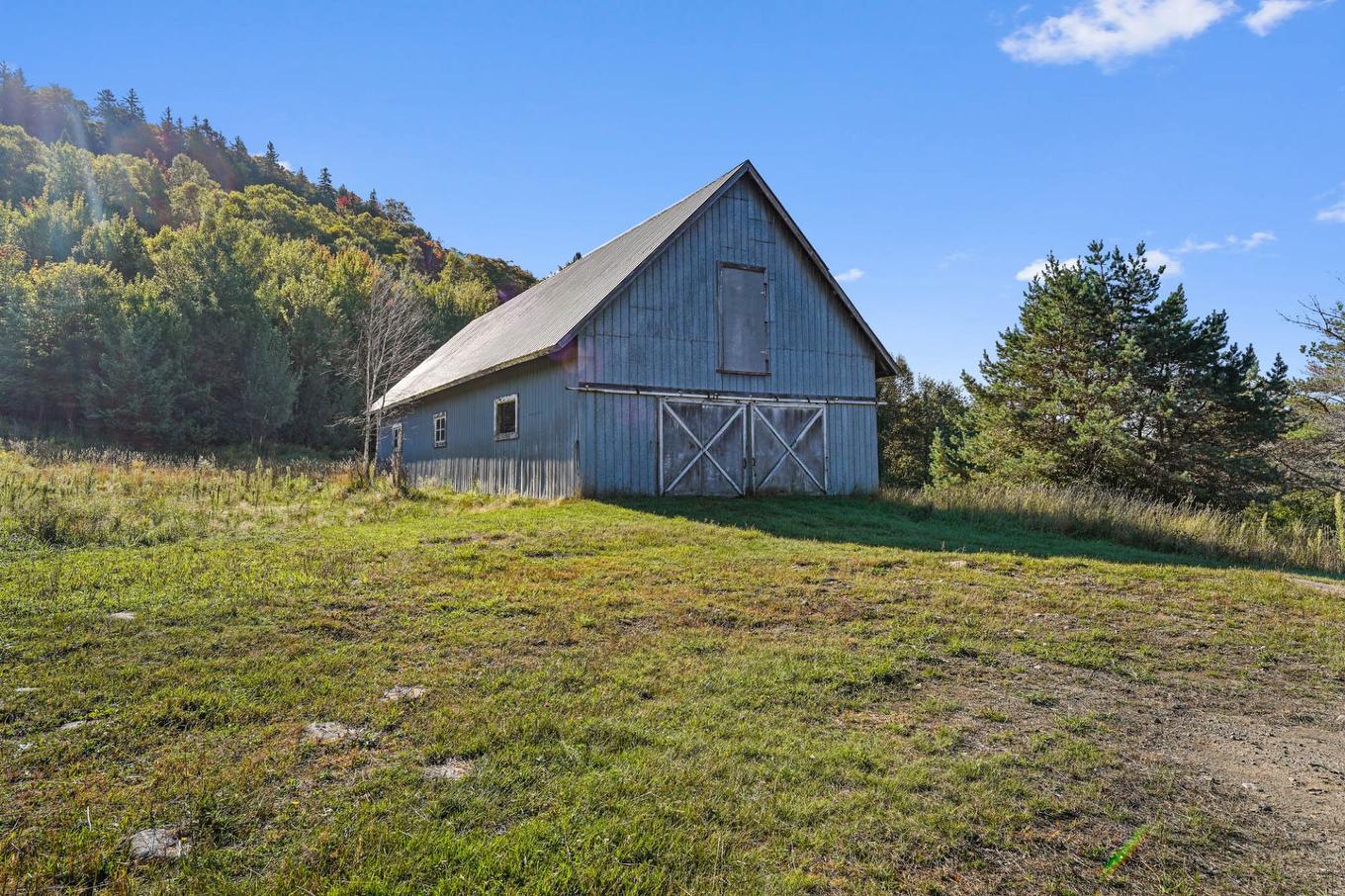 Barn - 445Z Ch. De La Ferme, Val-Morin, QC - Outdoor