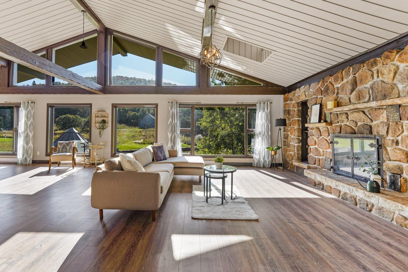 Living room - 445Z Ch. De La Ferme, Val-Morin, QC - Indoor Photo Showing Living Room With Fireplace