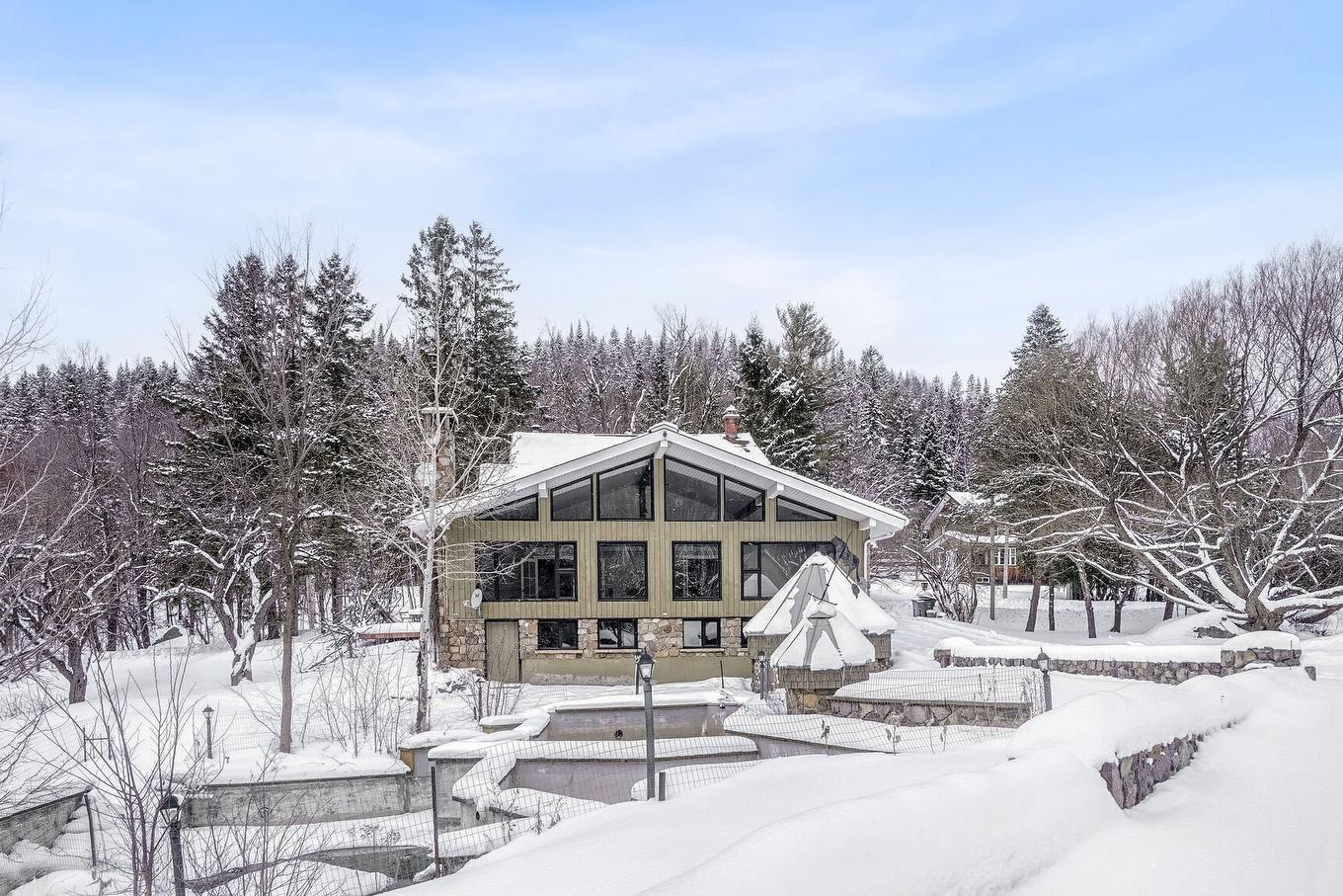 Façade - 445 Ch. De La Ferme, Val-Morin, QC
