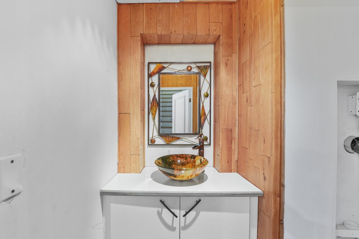 Salle de lavage - 445 Ch. De La Ferme, Val-Morin, QC