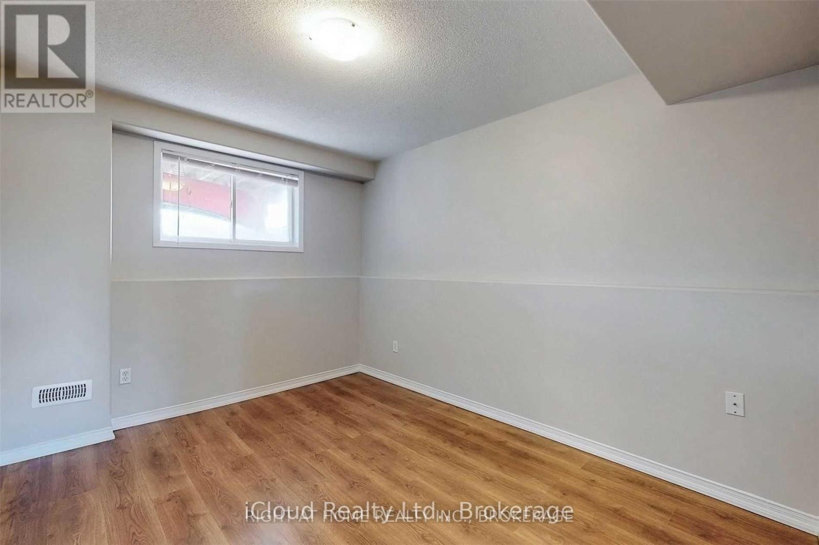 Lower - 229 Dunsmore Lane, Barrie, ON - Indoor Photo Showing Other Room