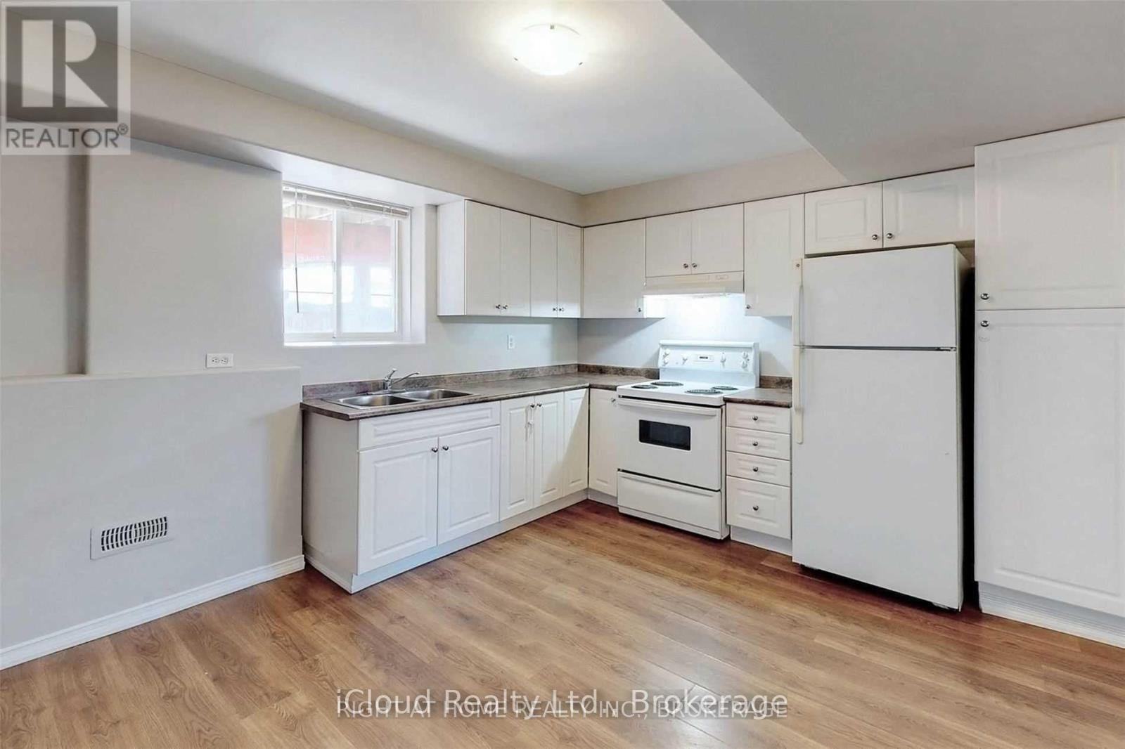 Lower - 229 Dunsmore Lane, Barrie, ON - Indoor Photo Showing Kitchen With Double Sink
