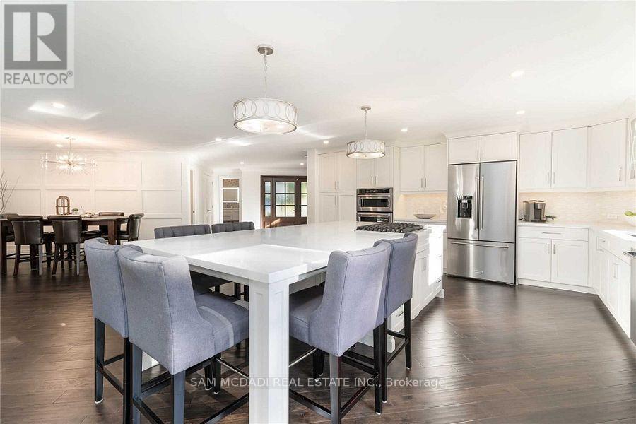 2064 Almira Court, Mississauga, ON - Indoor