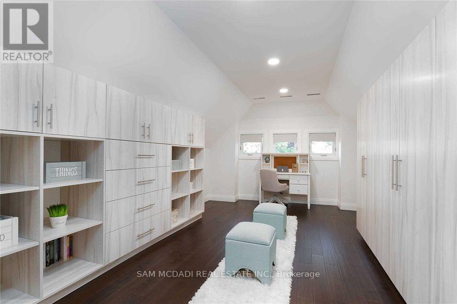 2064 Almira Court, Mississauga, ON - Indoor Photo Showing Other Room