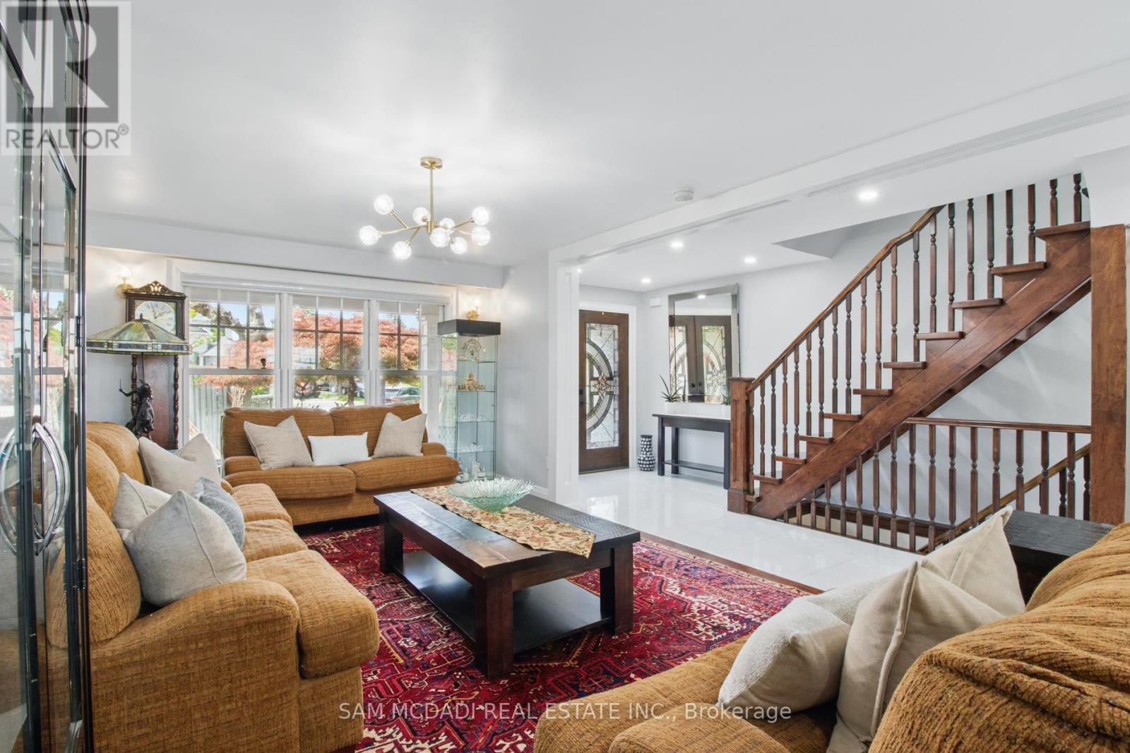 2788 Tallberg Court, Mississauga, ON - Indoor Photo Showing Living Room