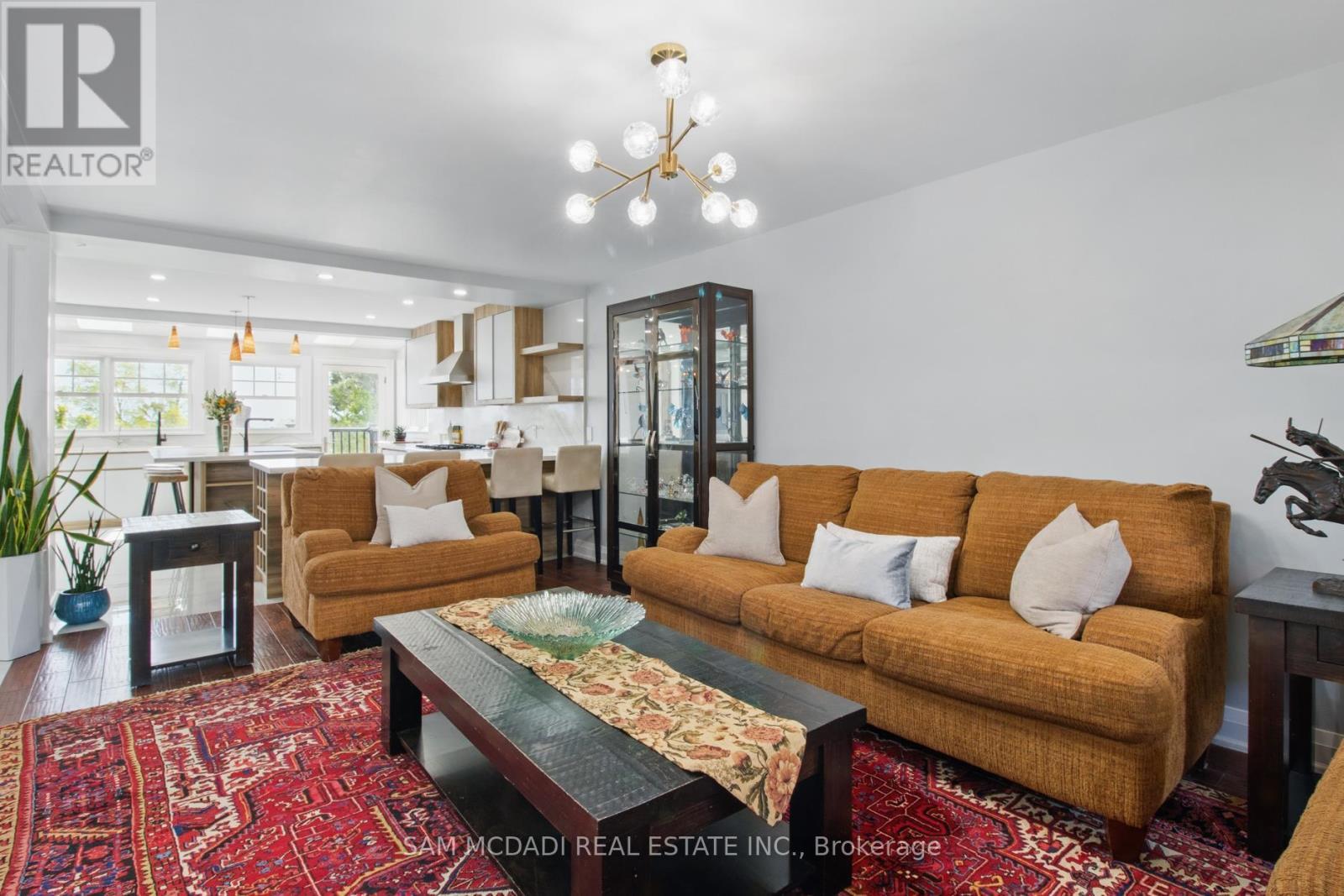 2788 Tallberg Court, Mississauga, ON - Indoor Photo Showing Living Room