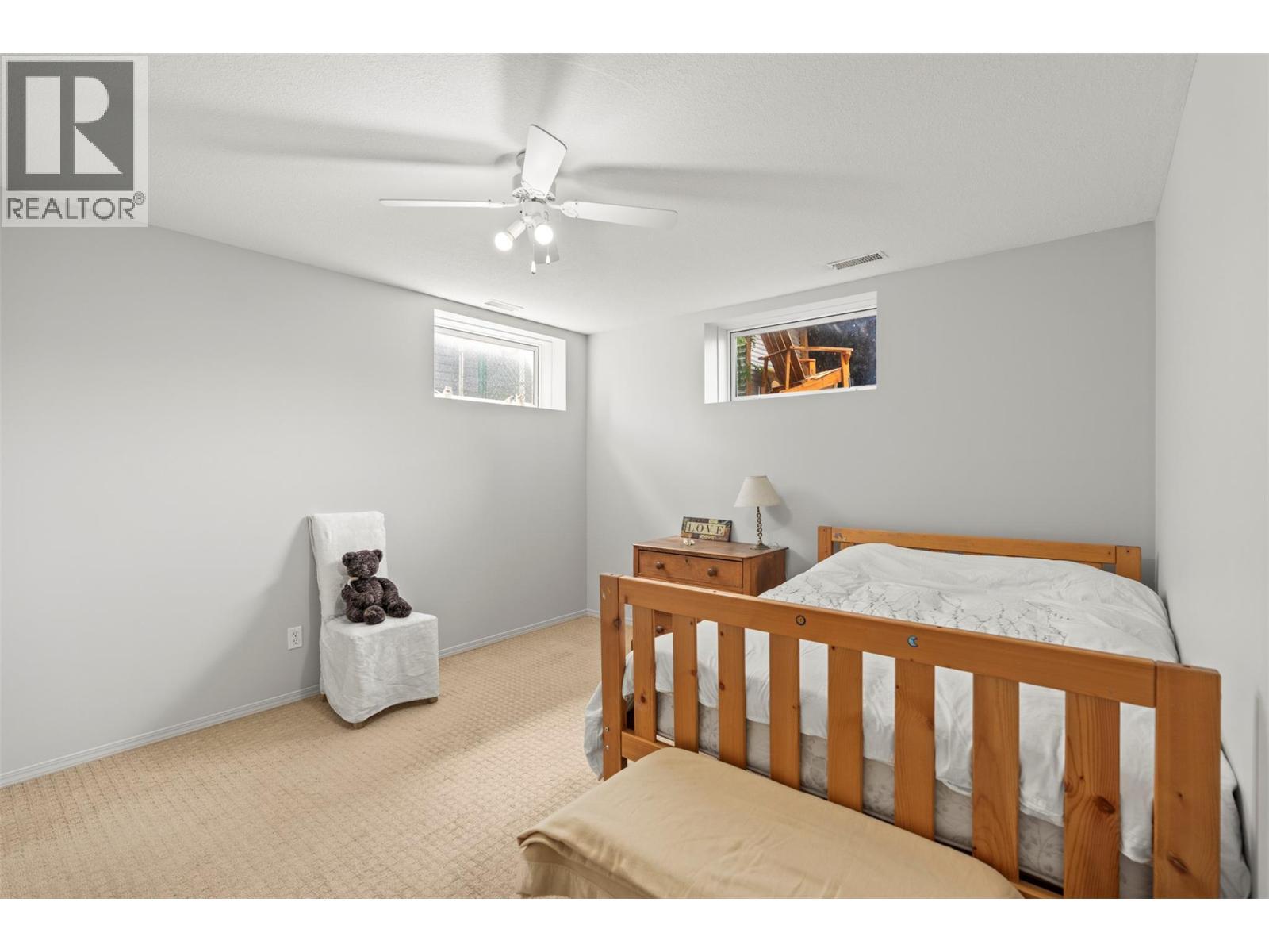 859 Mt. Bulman Place, Vernon, BC - Indoor Photo Showing Bedroom