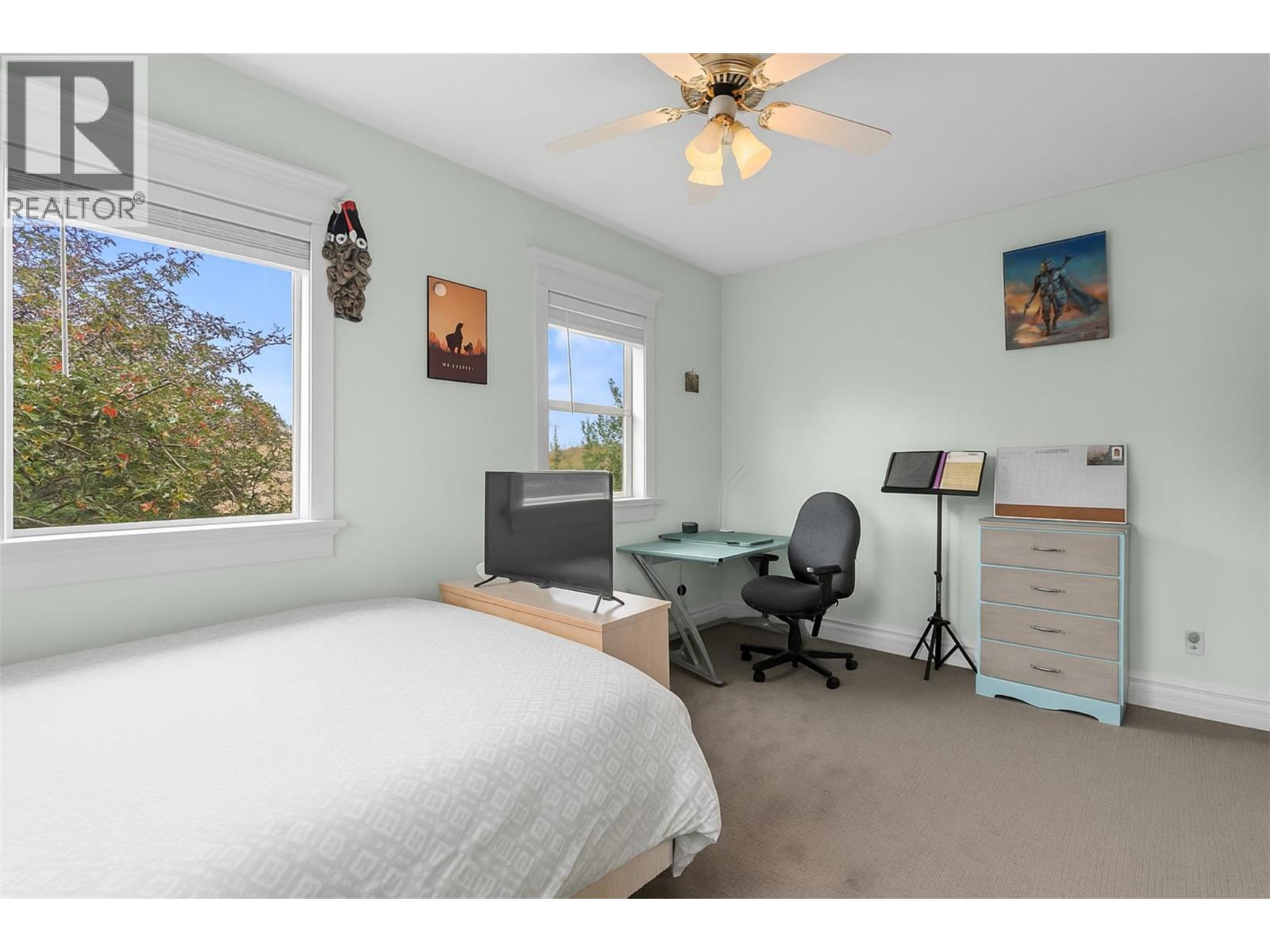 859 Mt. Bulman Place, Vernon, BC - Indoor Photo Showing Bedroom