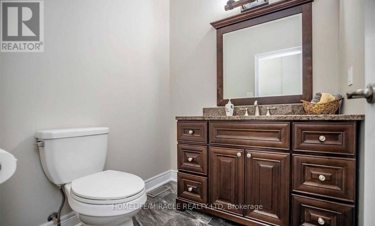 1 - 8480 Simcoe County Road, Adjala-Tosorontio, ON - Indoor Photo Showing Bathroom