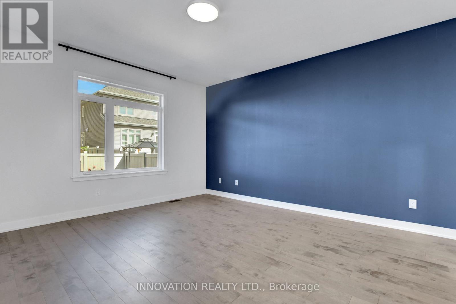 565 Bobolink Ridge, Ottawa, ON - Indoor Photo Showing Other Room