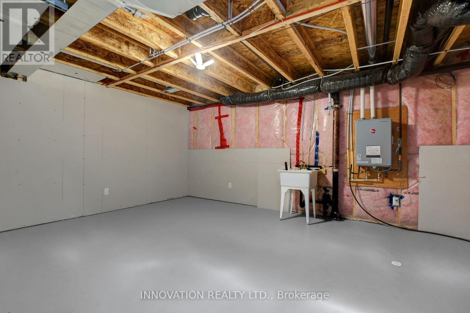 565 Bobolink Ridge, Ottawa, ON - Indoor Photo Showing Basement