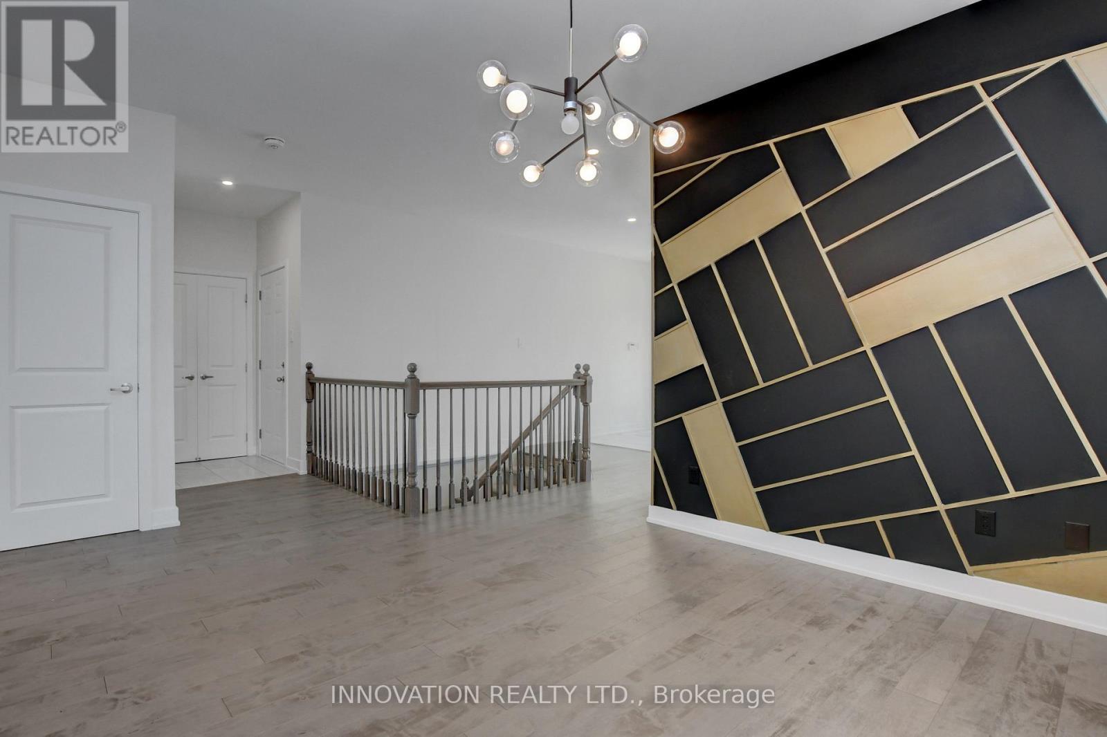 565 Bobolink Ridge, Ottawa, ON - Indoor Photo Showing Other Room