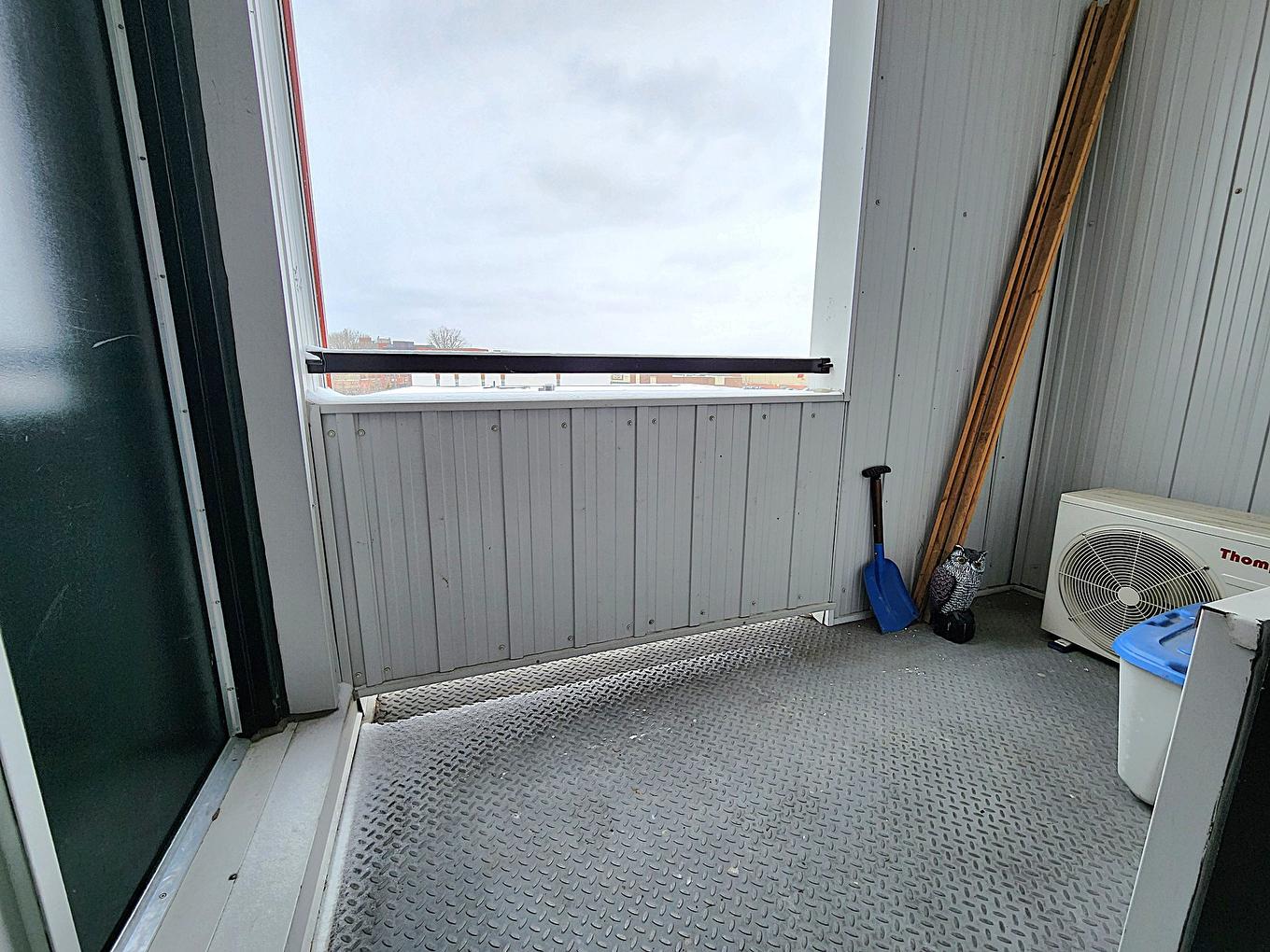 Terrasse - 7-2264 Rue Victoria, Montréal (Lachine), QC - With Exterior