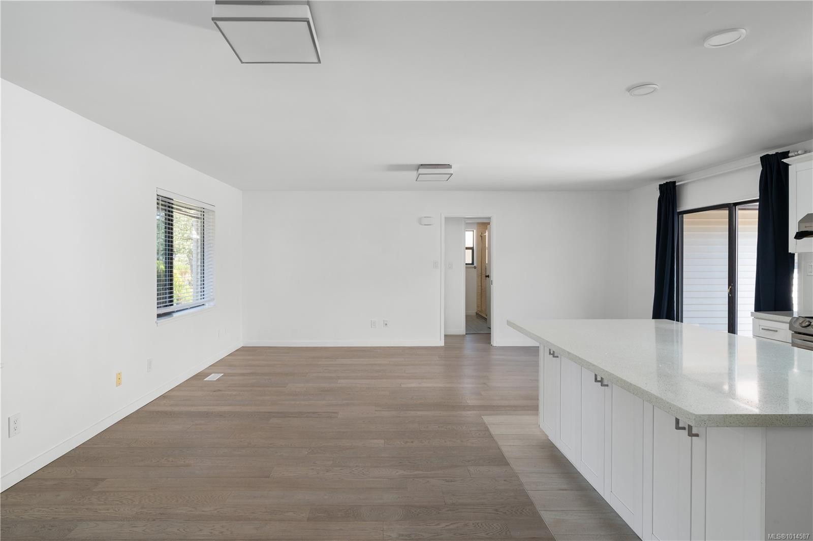 4101 Scoones Pl, Saanich, BC