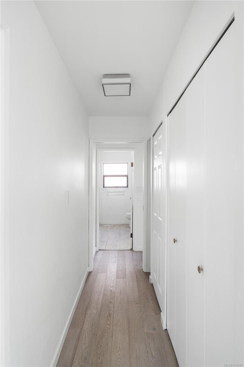 4101 Scoones Pl, Saanich, BC