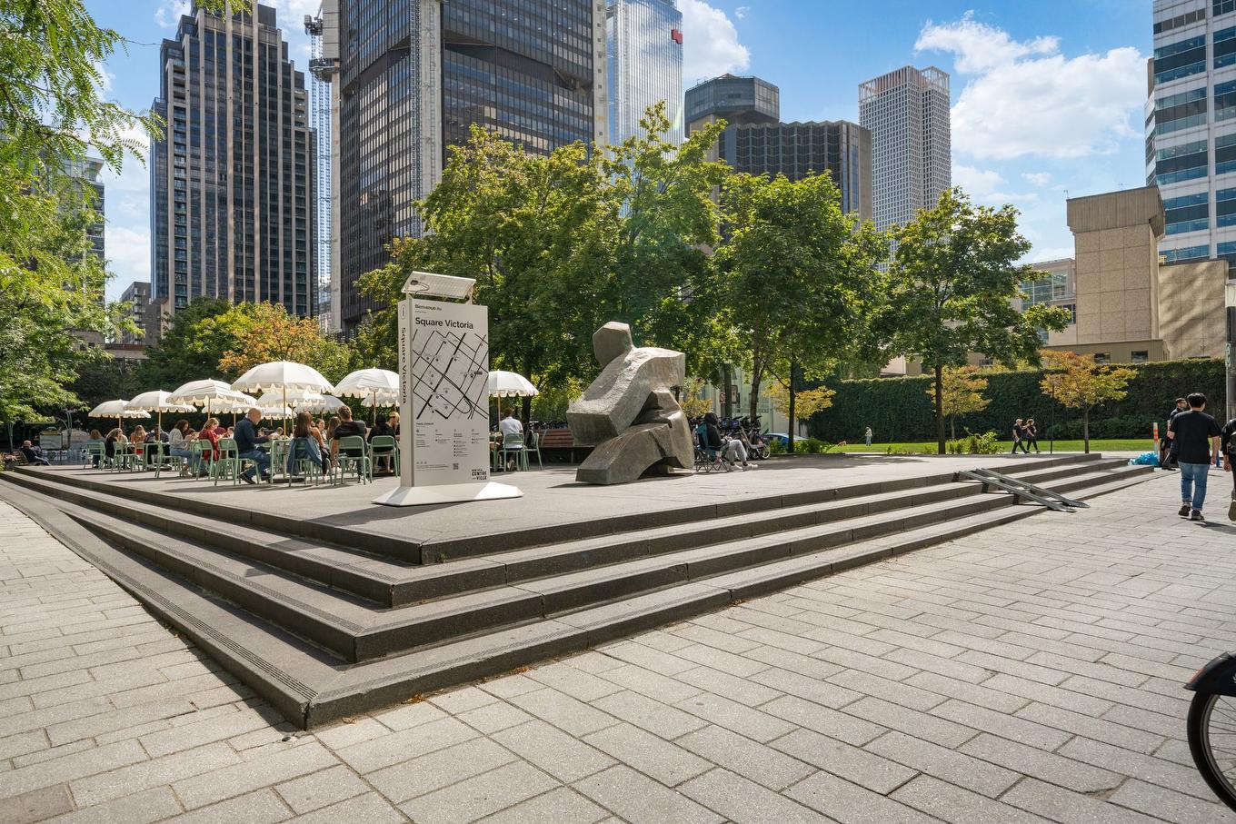 Nearby - 1807-495 Av. Viger O., Montréal (Ville-Marie), QC - Outdoor