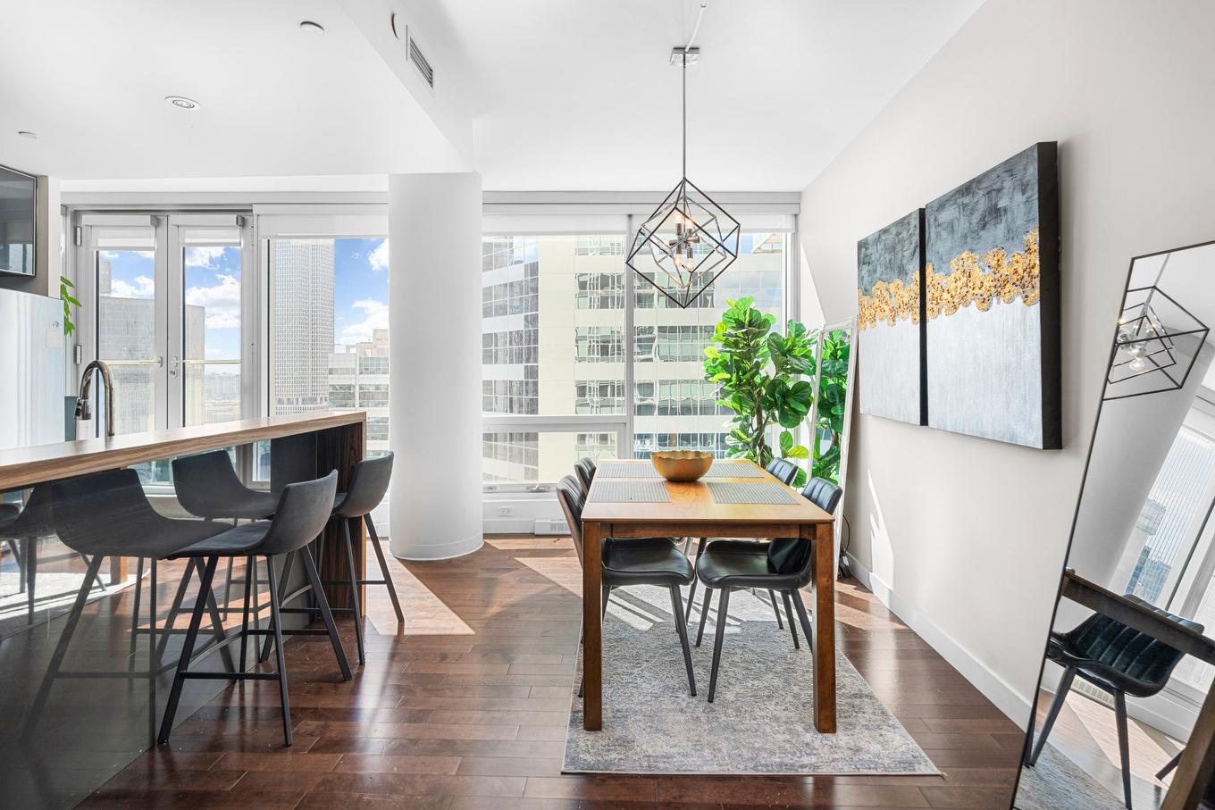 Dining room - 1807-495 Av. Viger O., Montréal (Ville-Marie), QC - Indoor Photo Showing Dining Room