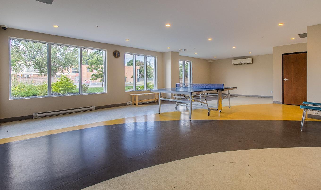 Exercise room - 201-1650 Rue St-Louis, Montréal (Saint-Laurent), QC - Indoor Photo Showing Other Room