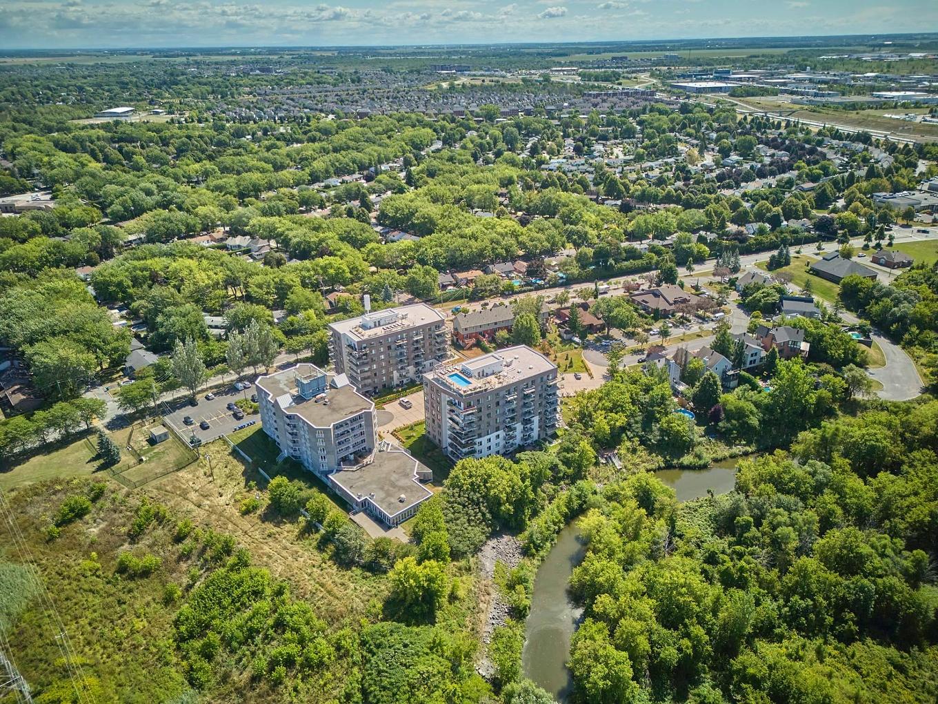 Photo aérienne - 712-64 Ch. St-François-Xavier, Candiac, QC - Outdoor With View