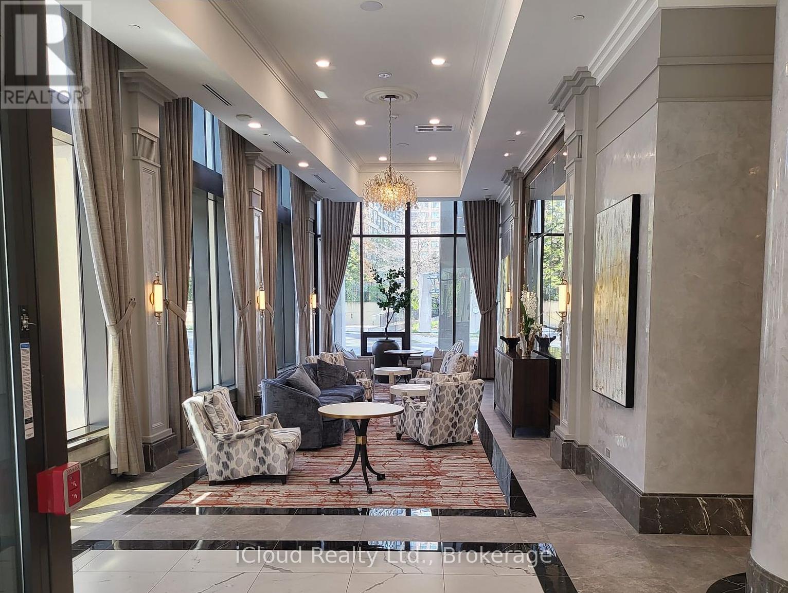 1104 - 30 Elm Drive, Mississauga, ON - Indoor Photo Showing Other Room