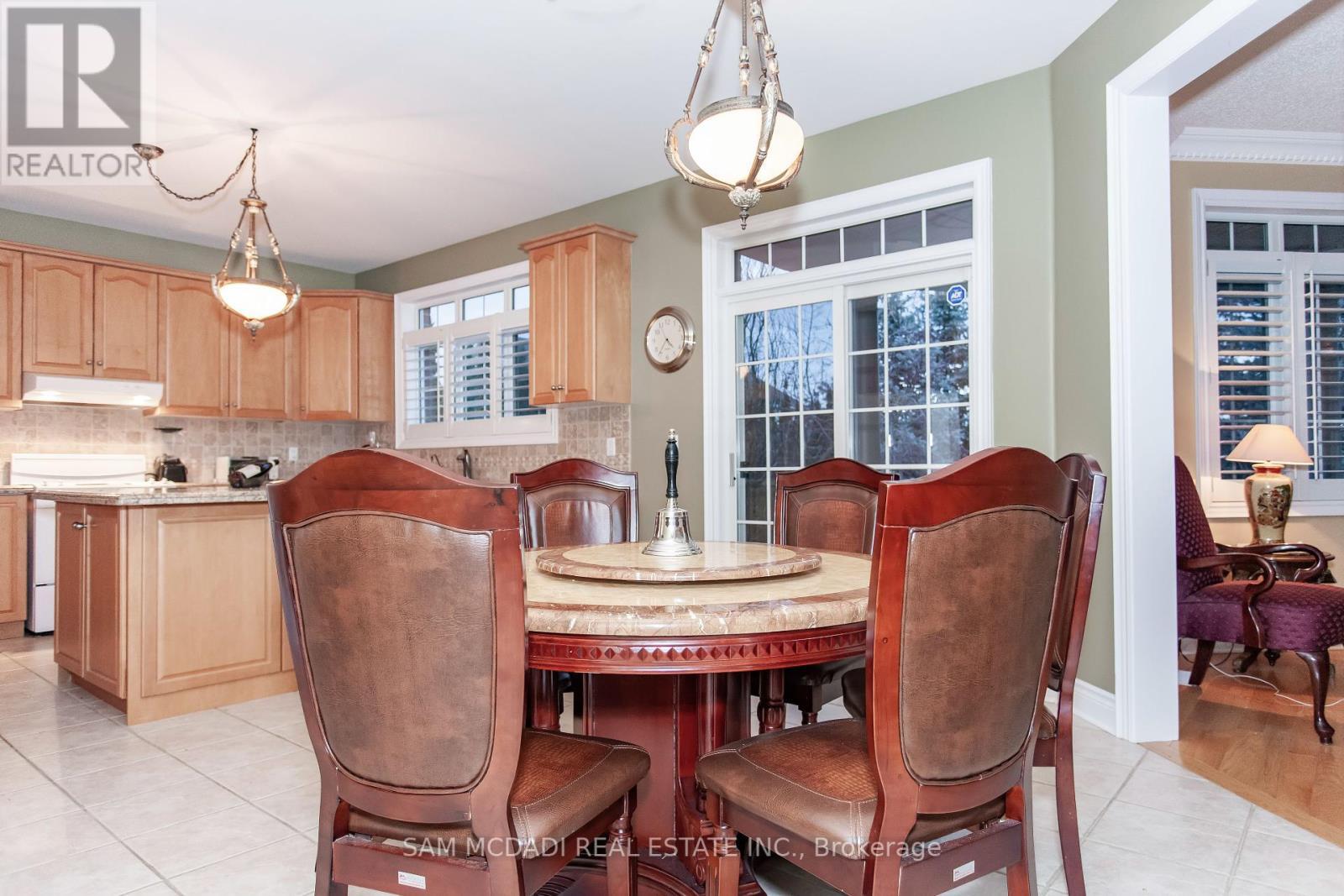Upper - 50 Links Lane, Brampton, ON - Indoor Photo Showing Dining Room