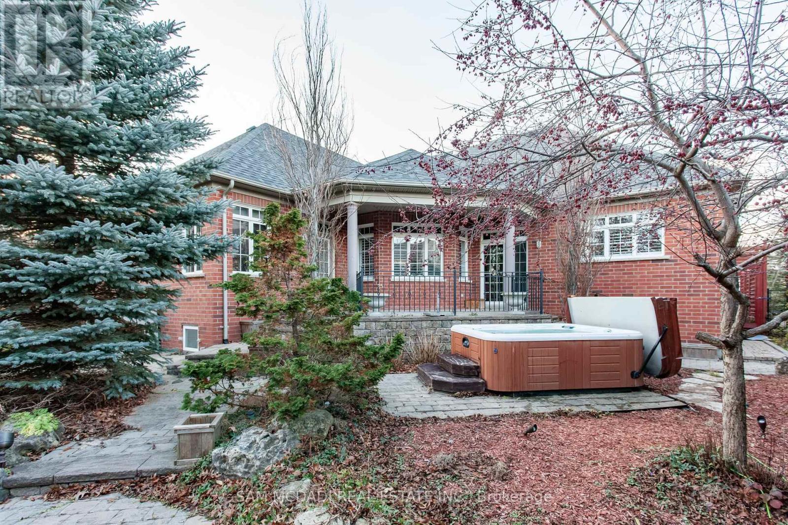 Upper - 50 Links Lane, Brampton, ON - Outdoor With Deck Patio Veranda