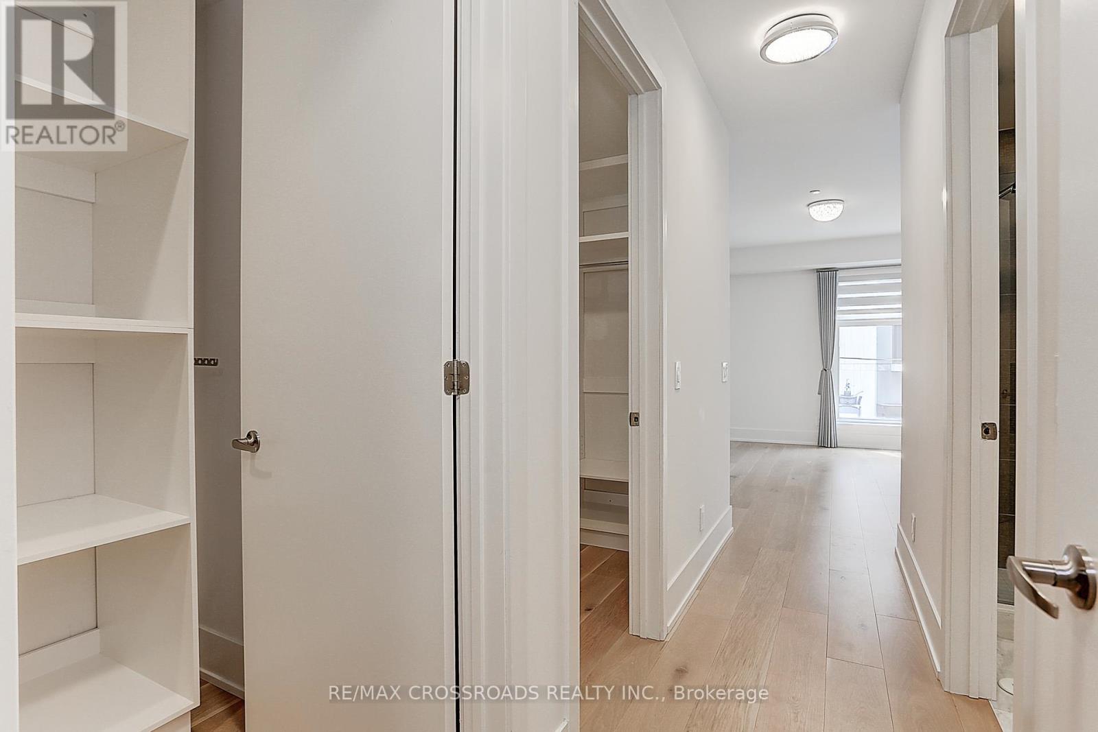 Th3 - 270 Davenport Road, Toronto, ON - Indoor Photo Showing Other Room