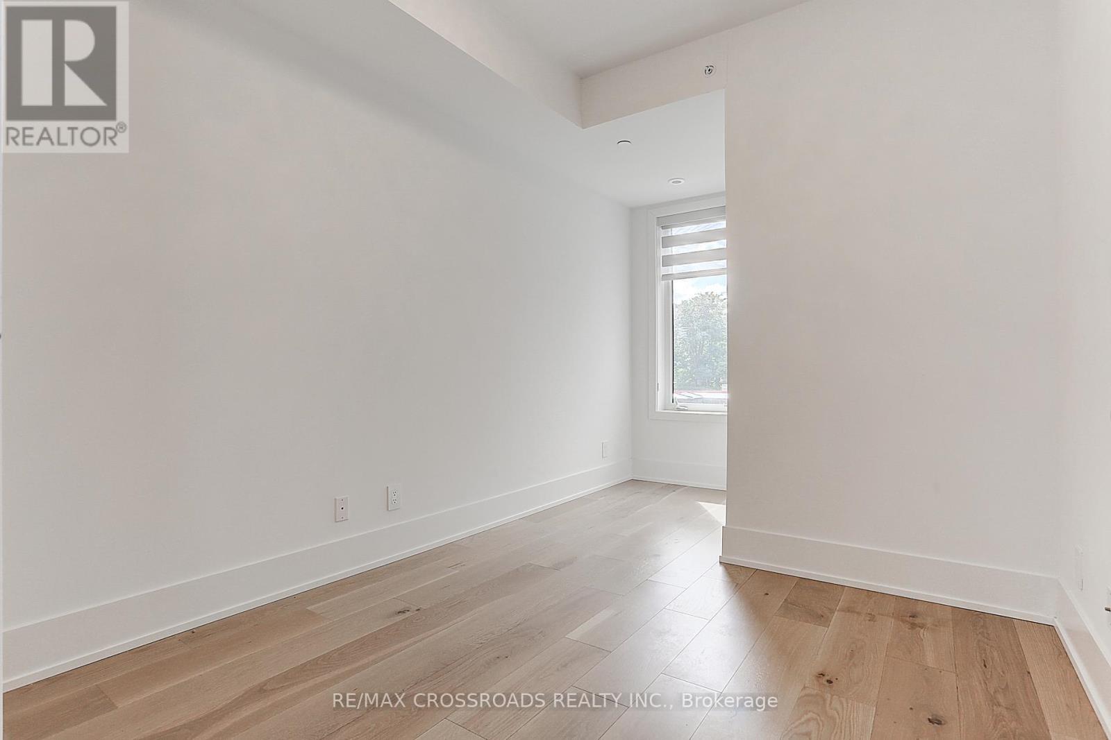 Th3 - 270 Davenport Road, Toronto, ON - Indoor Photo Showing Other Room