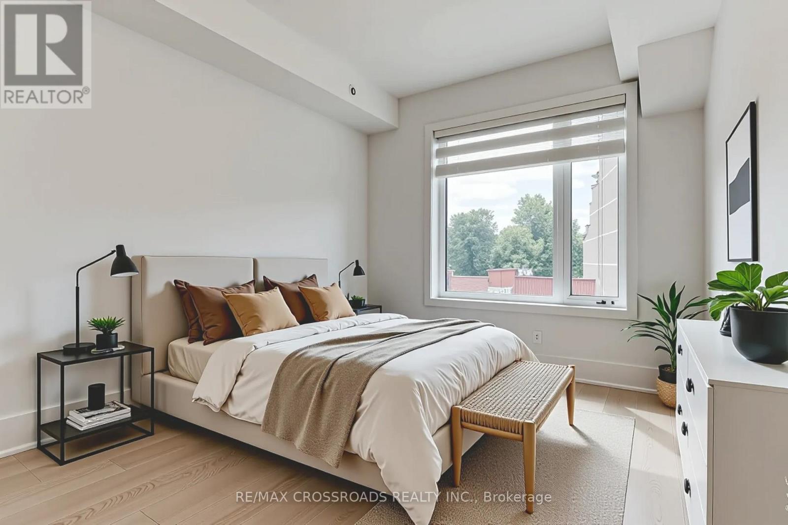 Th3 - 270 Davenport Road, Toronto, ON - Indoor Photo Showing Bedroom