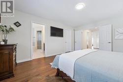 Primary Suite w Ensuite Bath & Walk-In Closet -