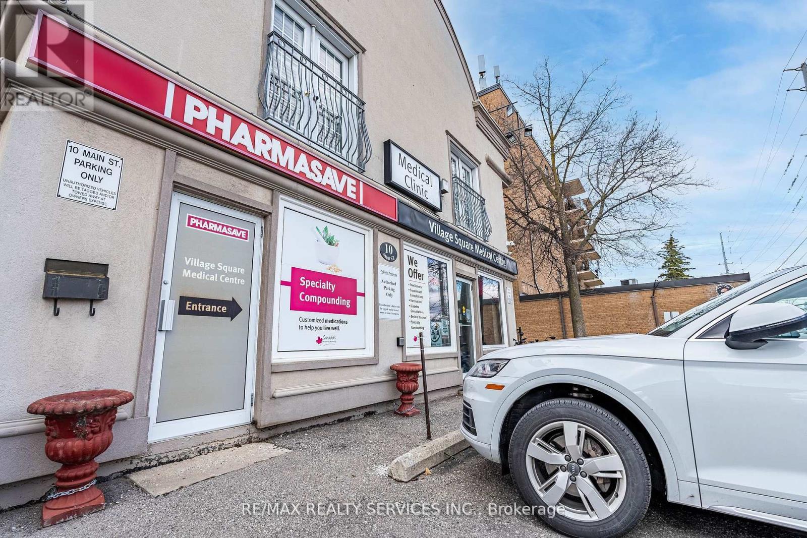 10 Main Street, Mississauga, ON