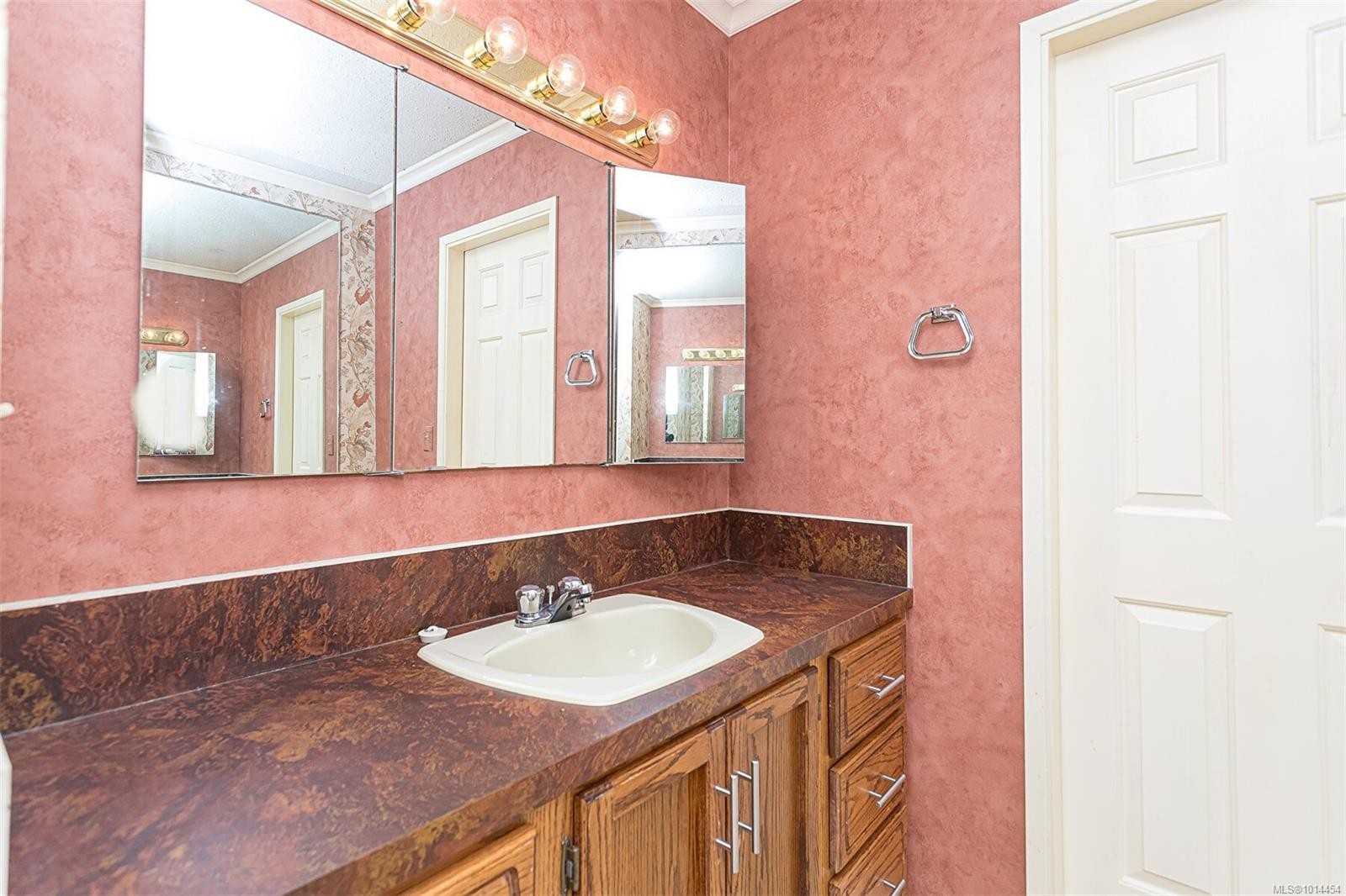 1048 Wood Duck Pl, Qualicum Beach, BC