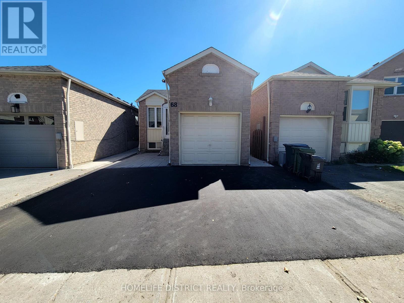 68 Pioneer Pathway, Toronto, ON - Outdoor