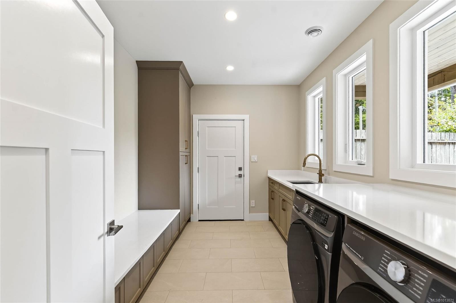 10089 Blower Rd, Port Alberni, BC