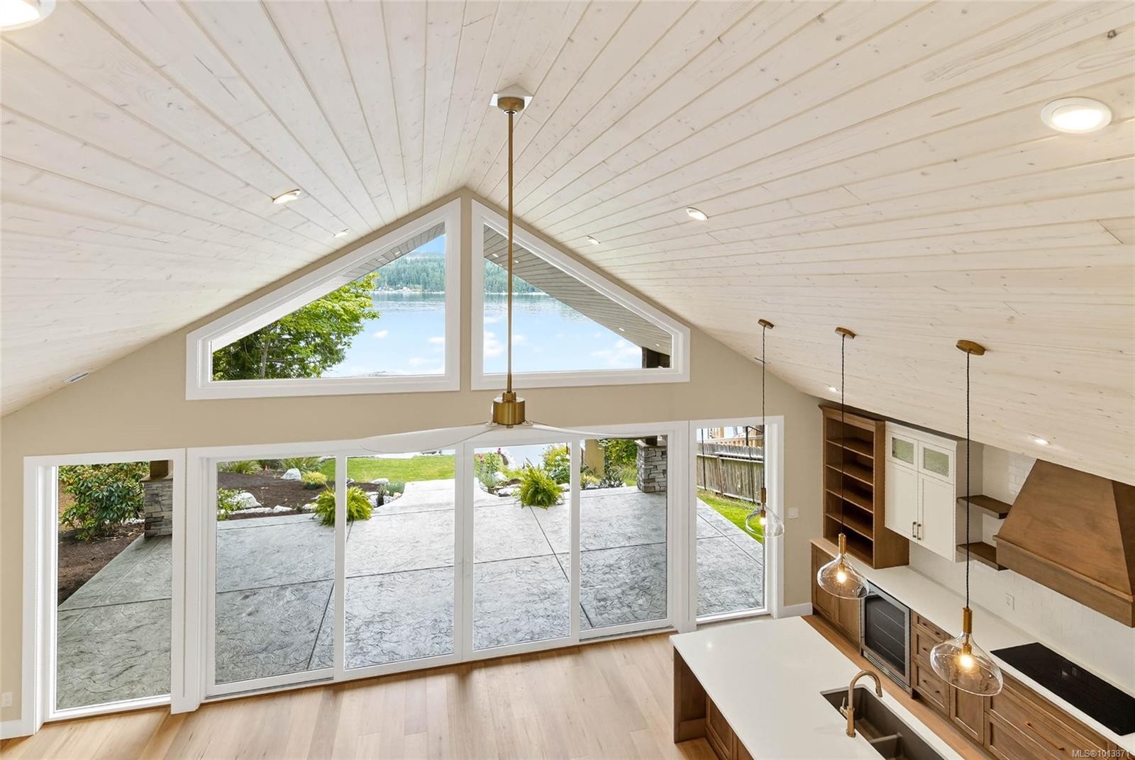 10089 Blower Rd, Port Alberni, BC