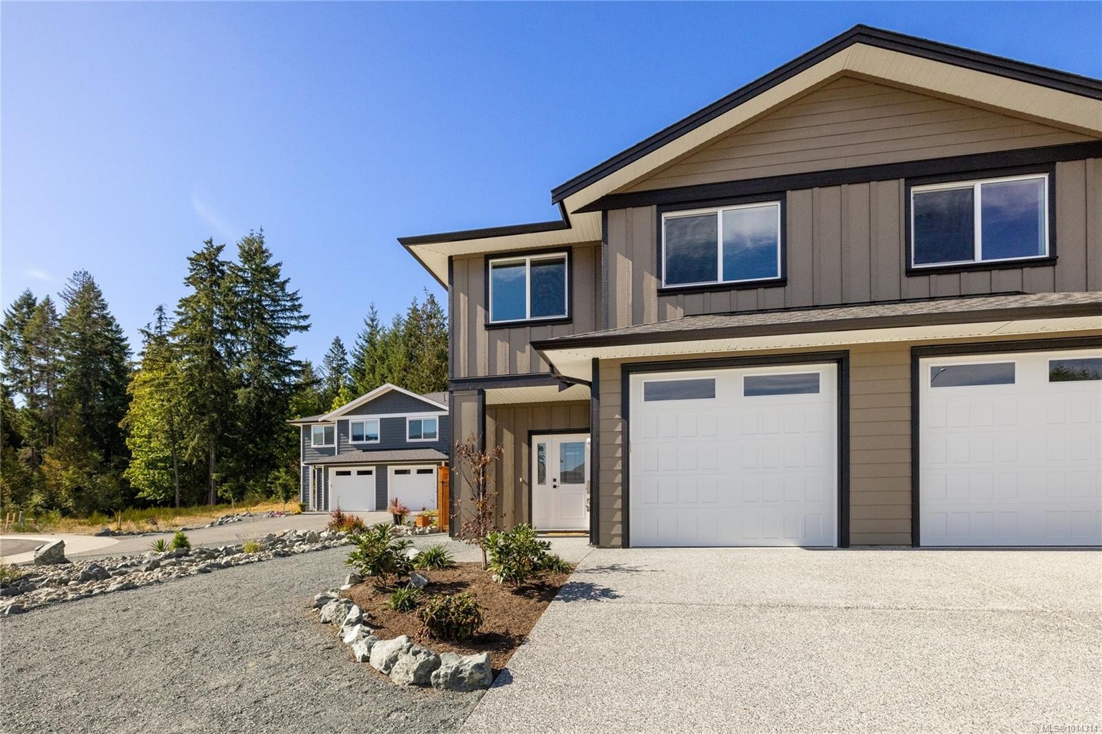 161 Elk Rd, Lake Cowichan, BC - Outdoor