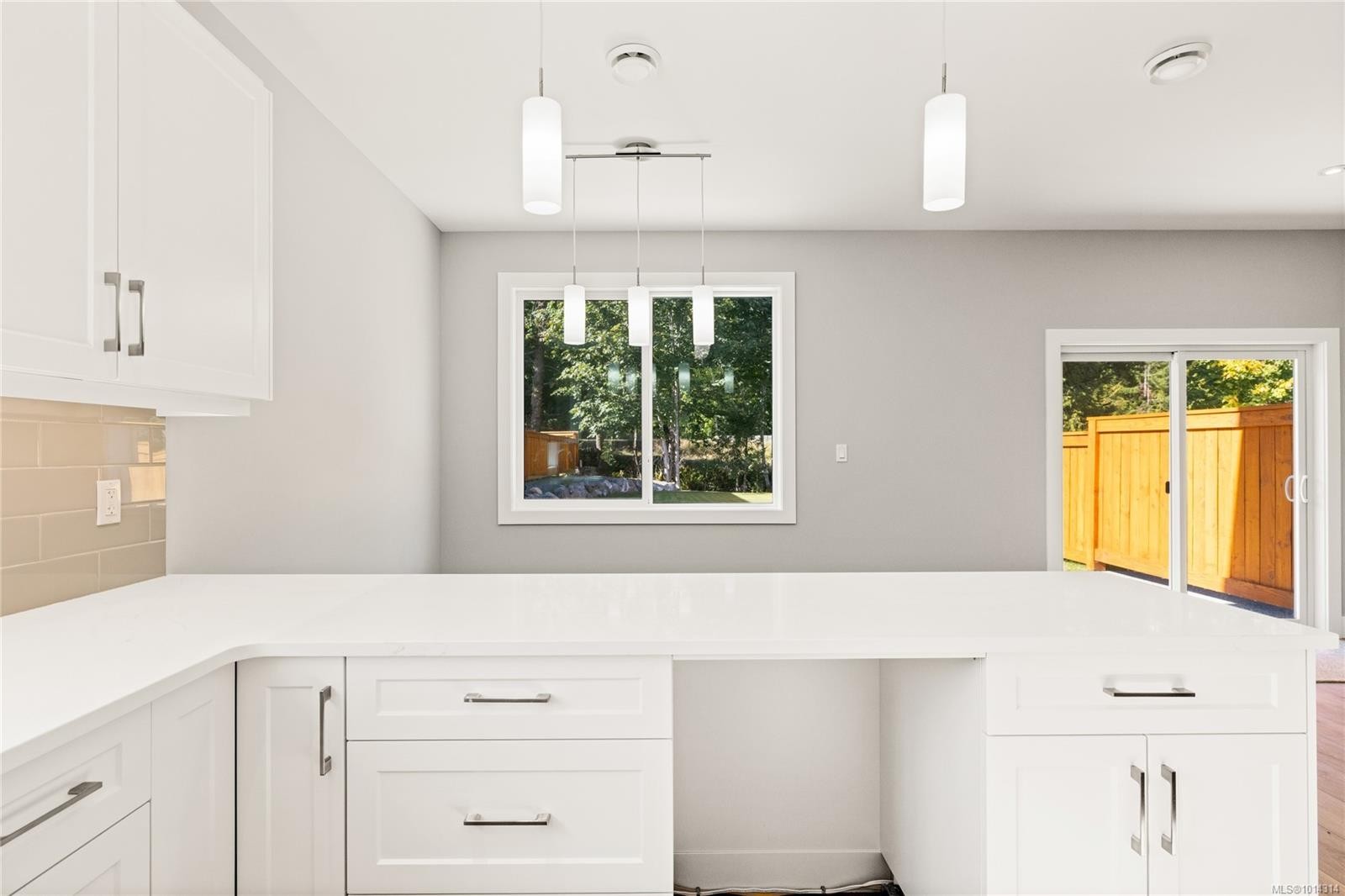 161 Elk Rd, Lake Cowichan, BC - Indoor